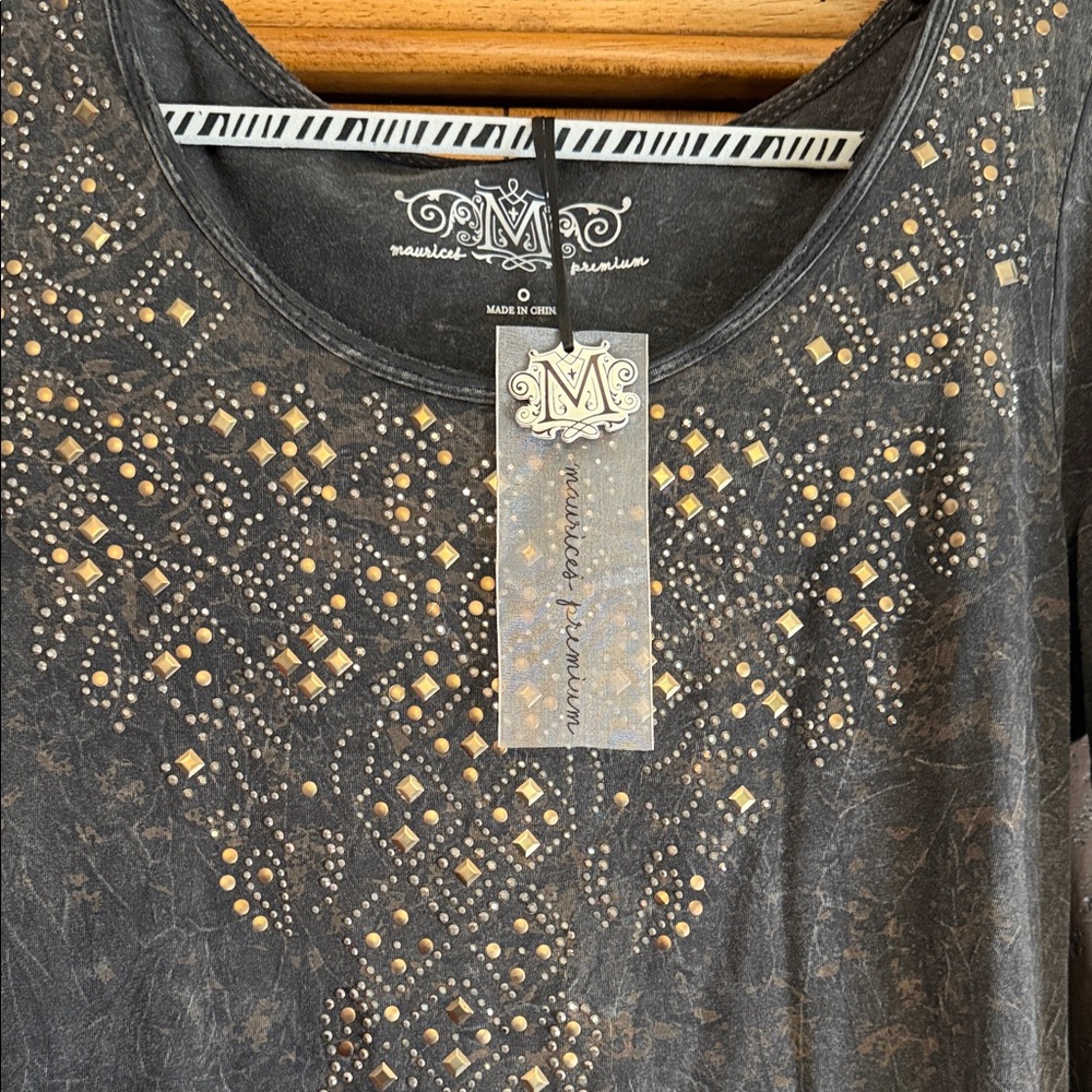 Women's Size 0 Maurices Premium Charcoal Studded Long Sleeve Top